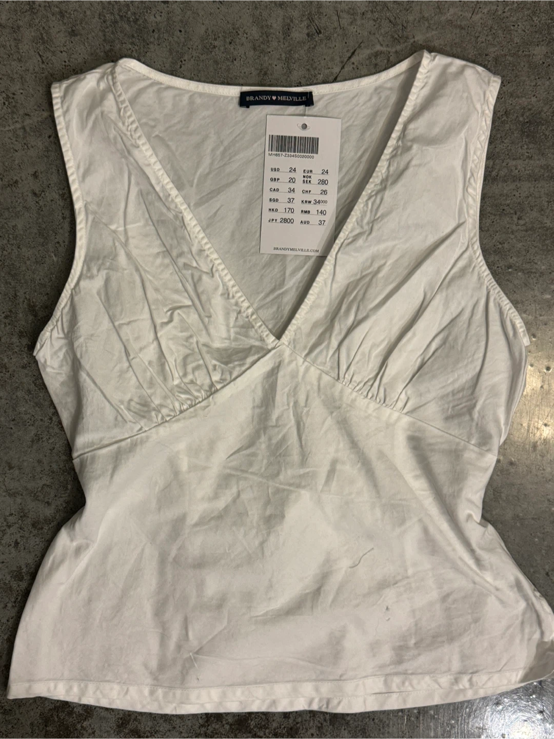 Brandy Melville White Top - photo 2