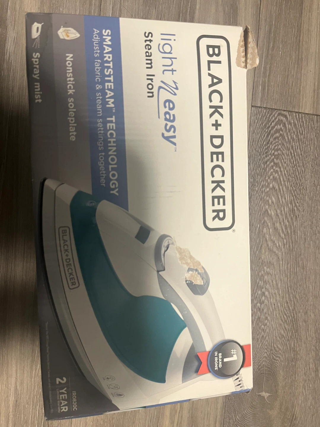 Black+Decker Light 'N Easy Steam Iron - photo 2