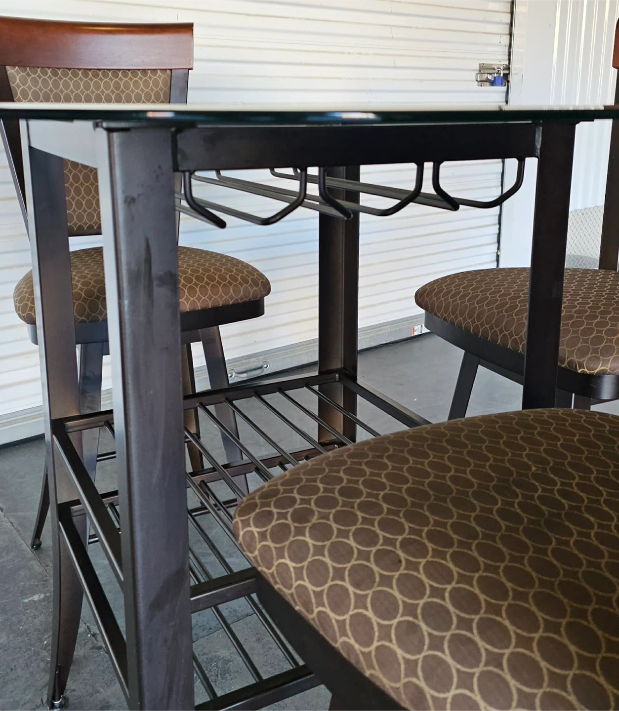 Modern 5 piece counter height dining set with swivel stools - photo 2