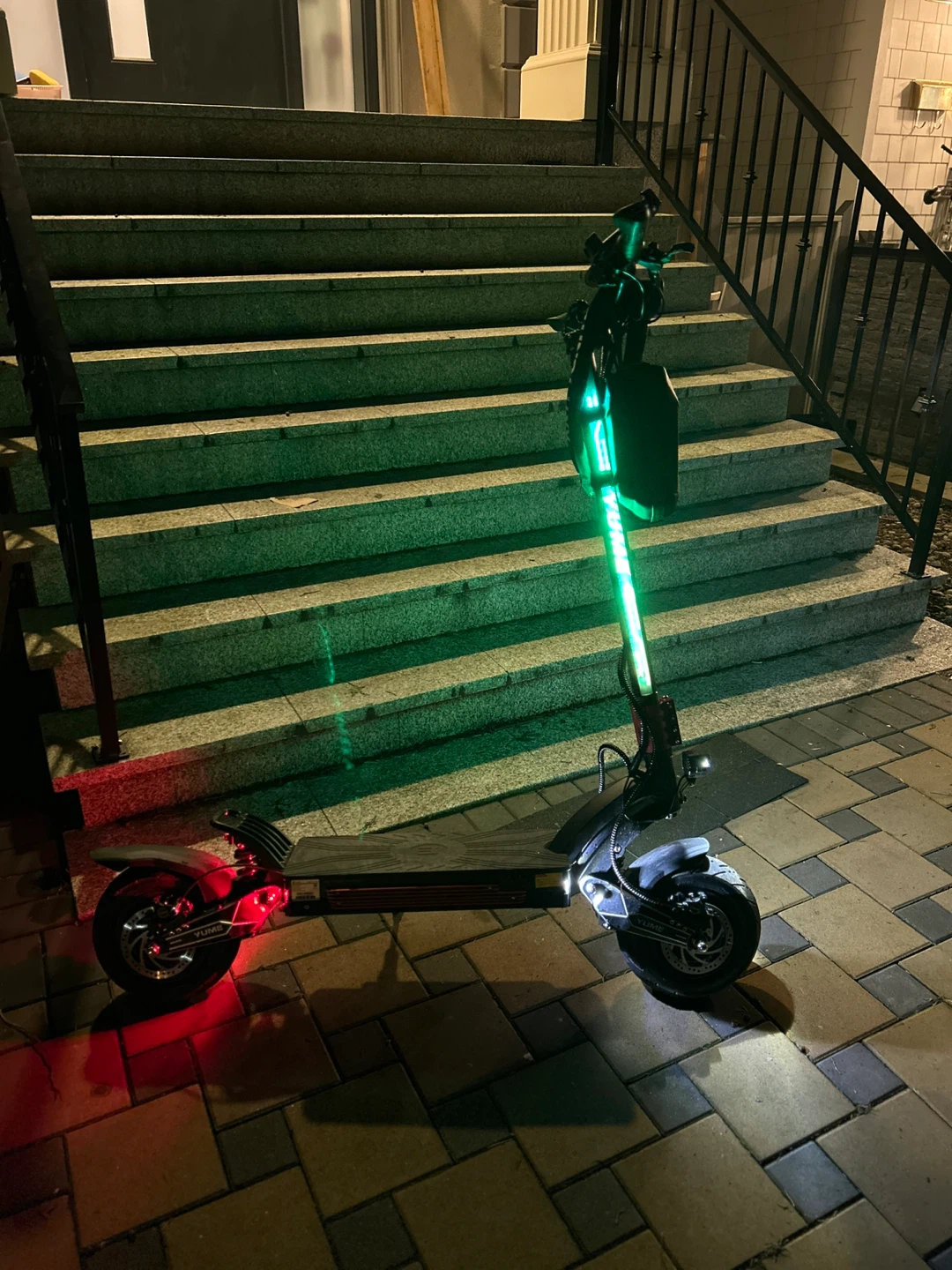 YUME Raptor Electric Scooter