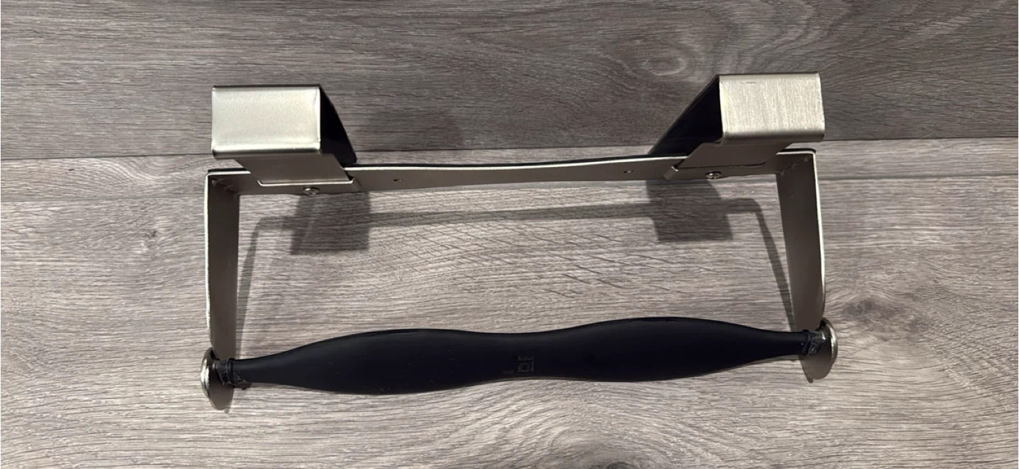Umbra Kitchen towel hanger