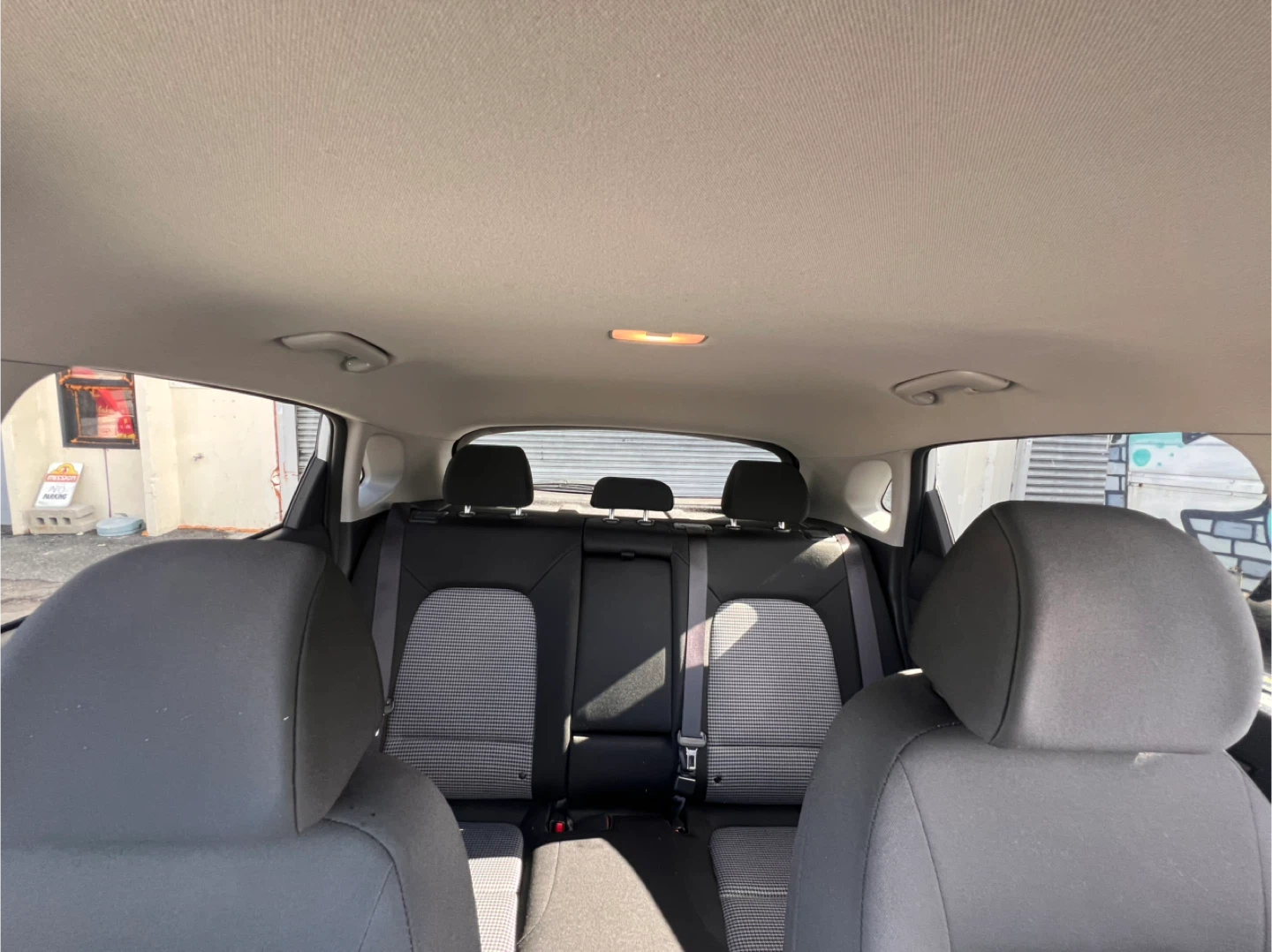 White Hyundai Kona - photo 5
