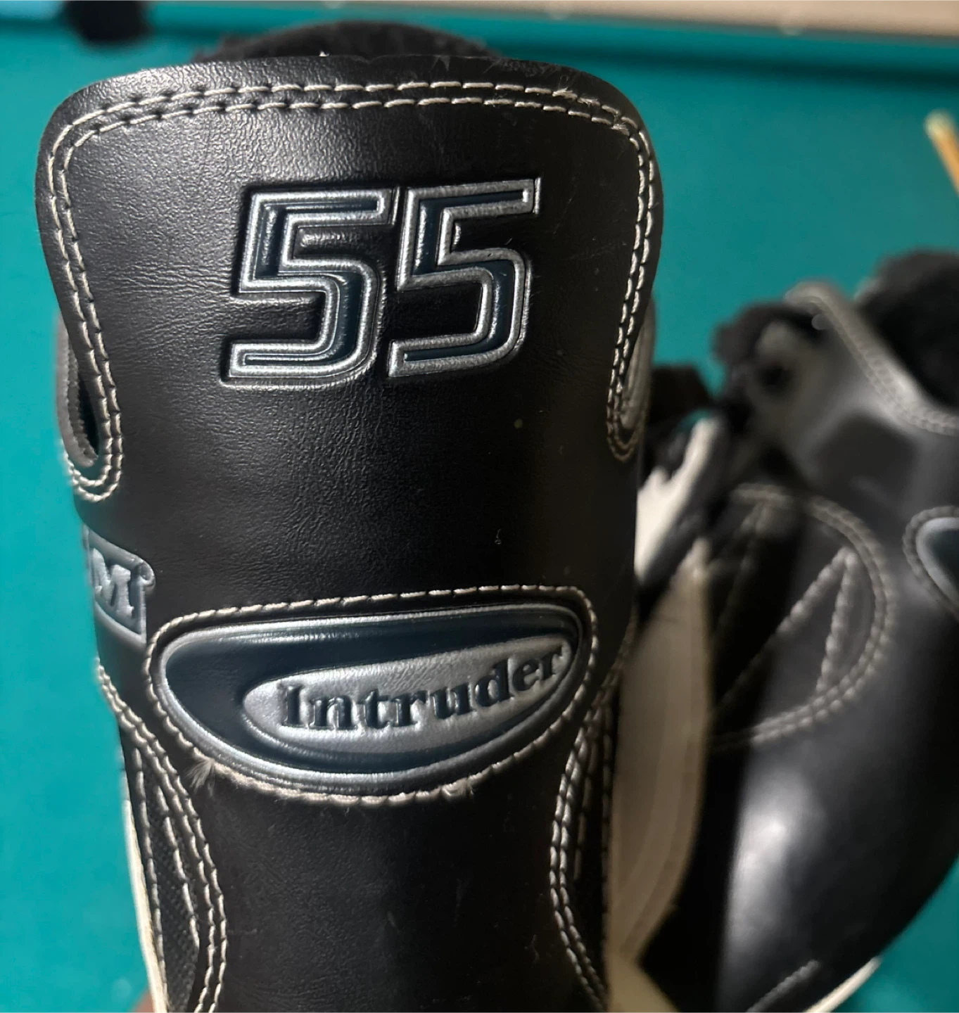 CCM Intruder Hockey Skates - Size 5 - photo 3