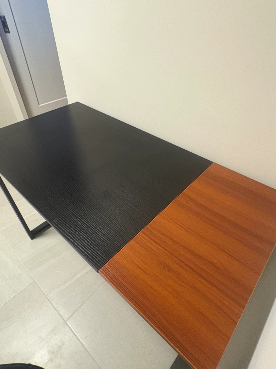 Black and Brown Desk - photo 3