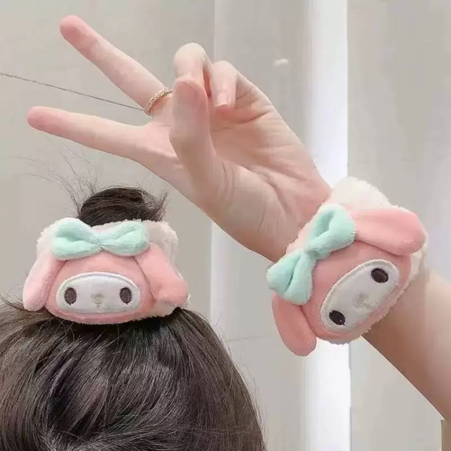 Brand new‼️Sanrio Plush Wrist Washbands - photo 2