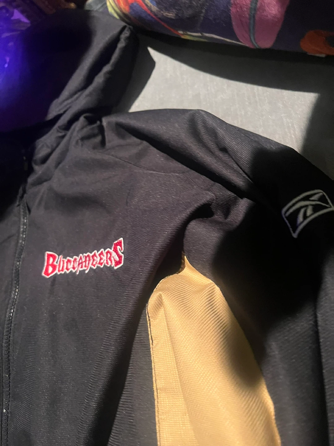 Reebok NFL Tampa Bay Buccaneers Jacket - Size L - photo 4
