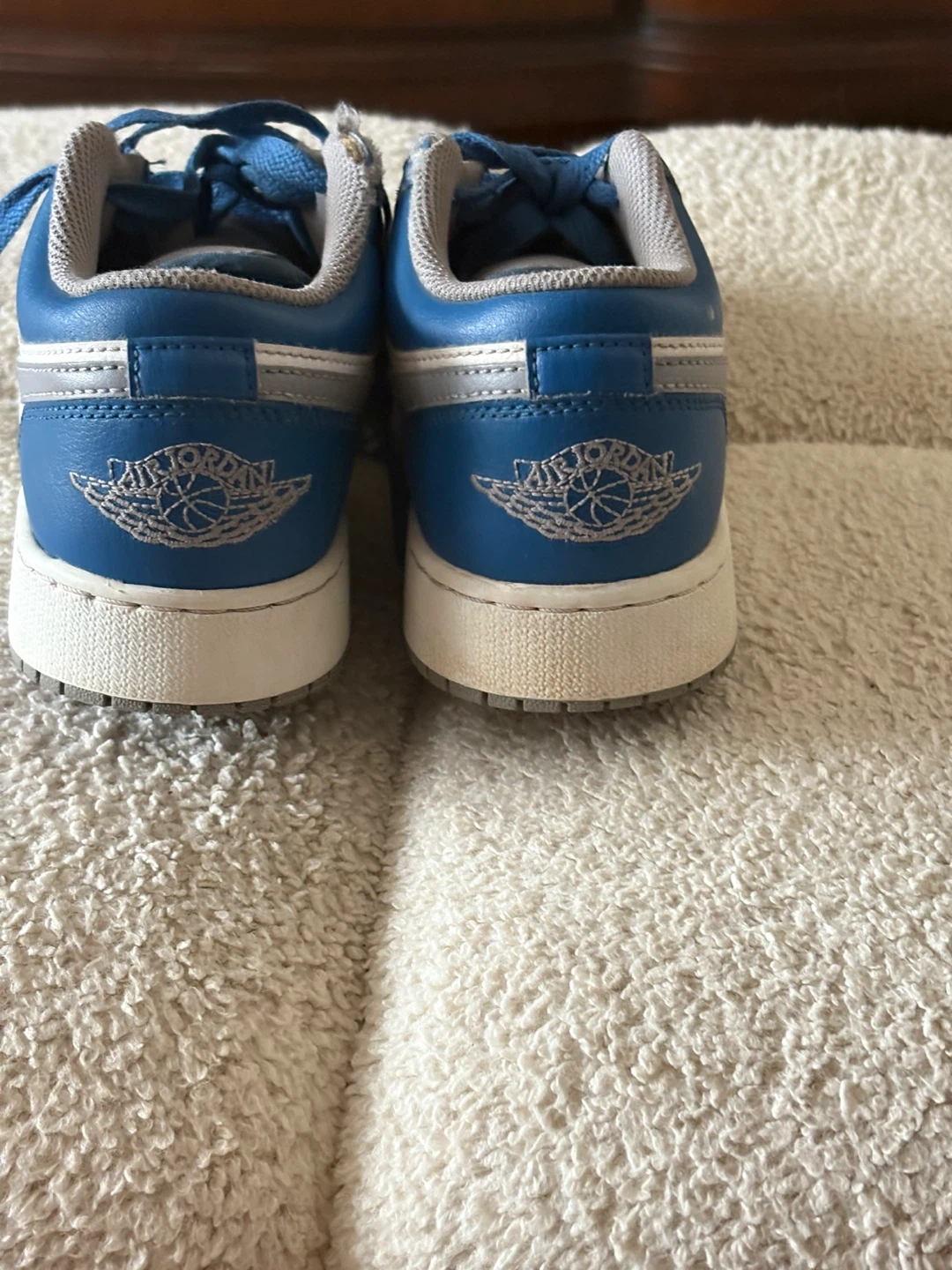 Nike Air Jordan 1 Low Blue/White size 5Y - photo 5