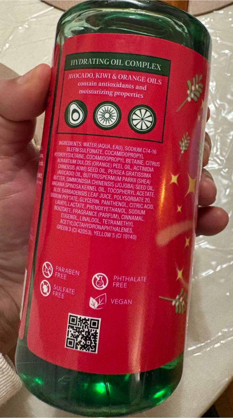 Tree Hut Mistletoe Magic Foaming Gel Wash (18 oz) - photo 4