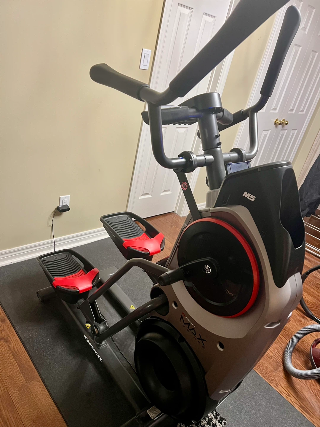 Bowflex Max Trainer M5 Elliptical - photo 2