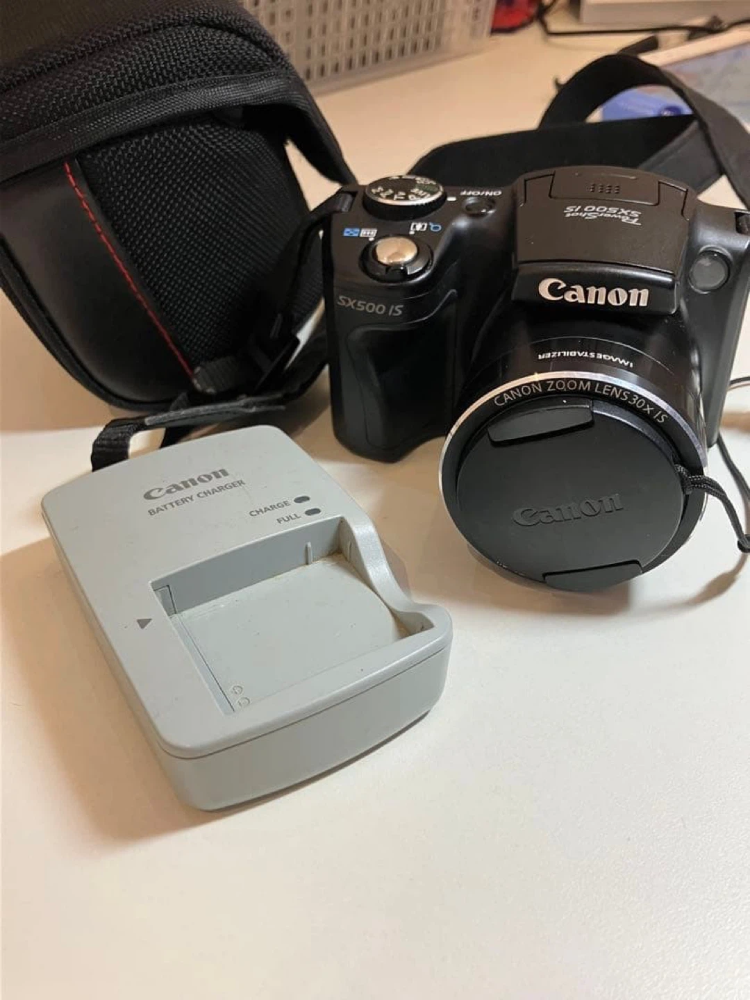 Canon PowerShot SX500 IS Camera