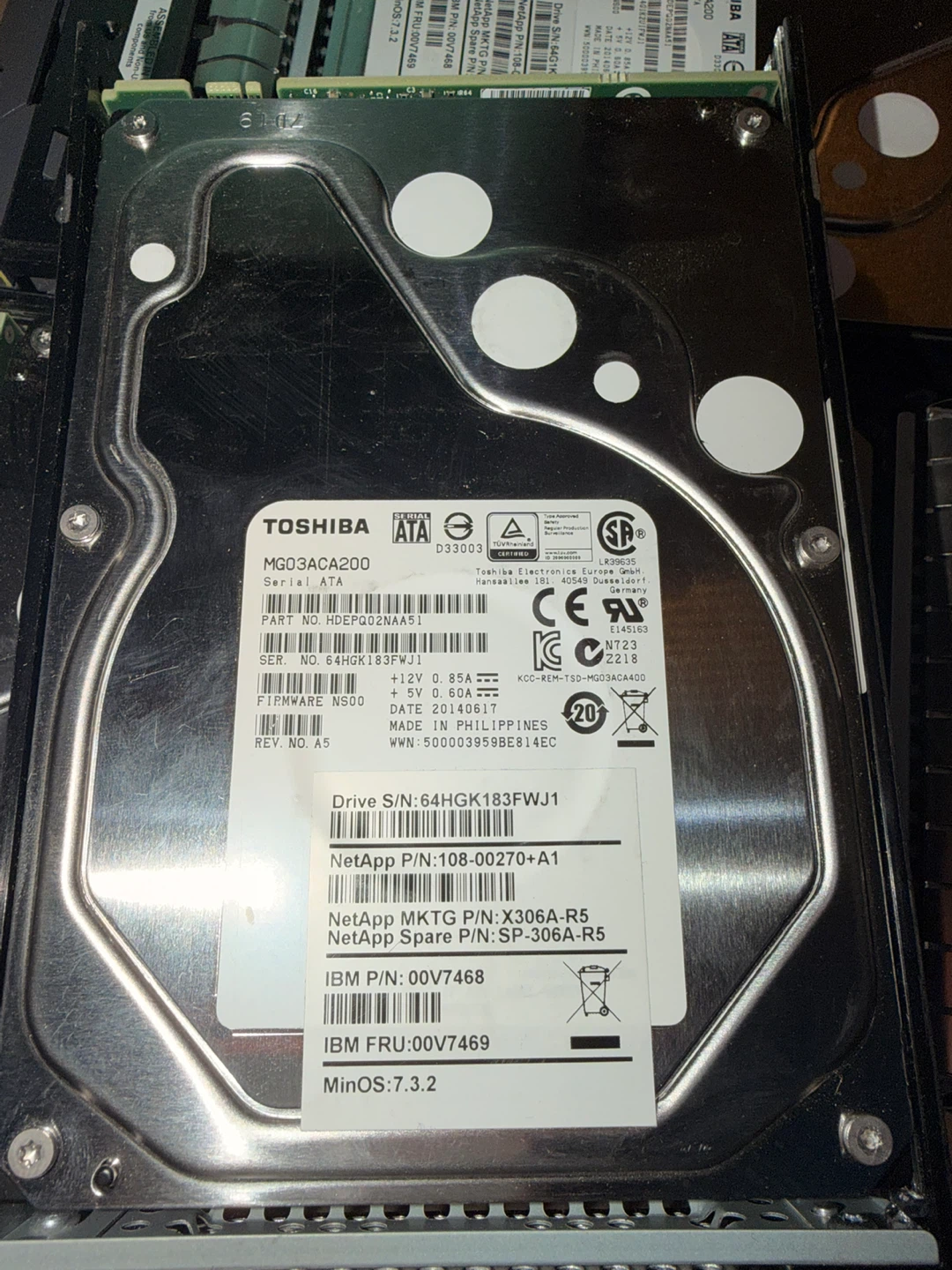 Toshiba MG03ACA200 2TB Hard Drives - photo 2