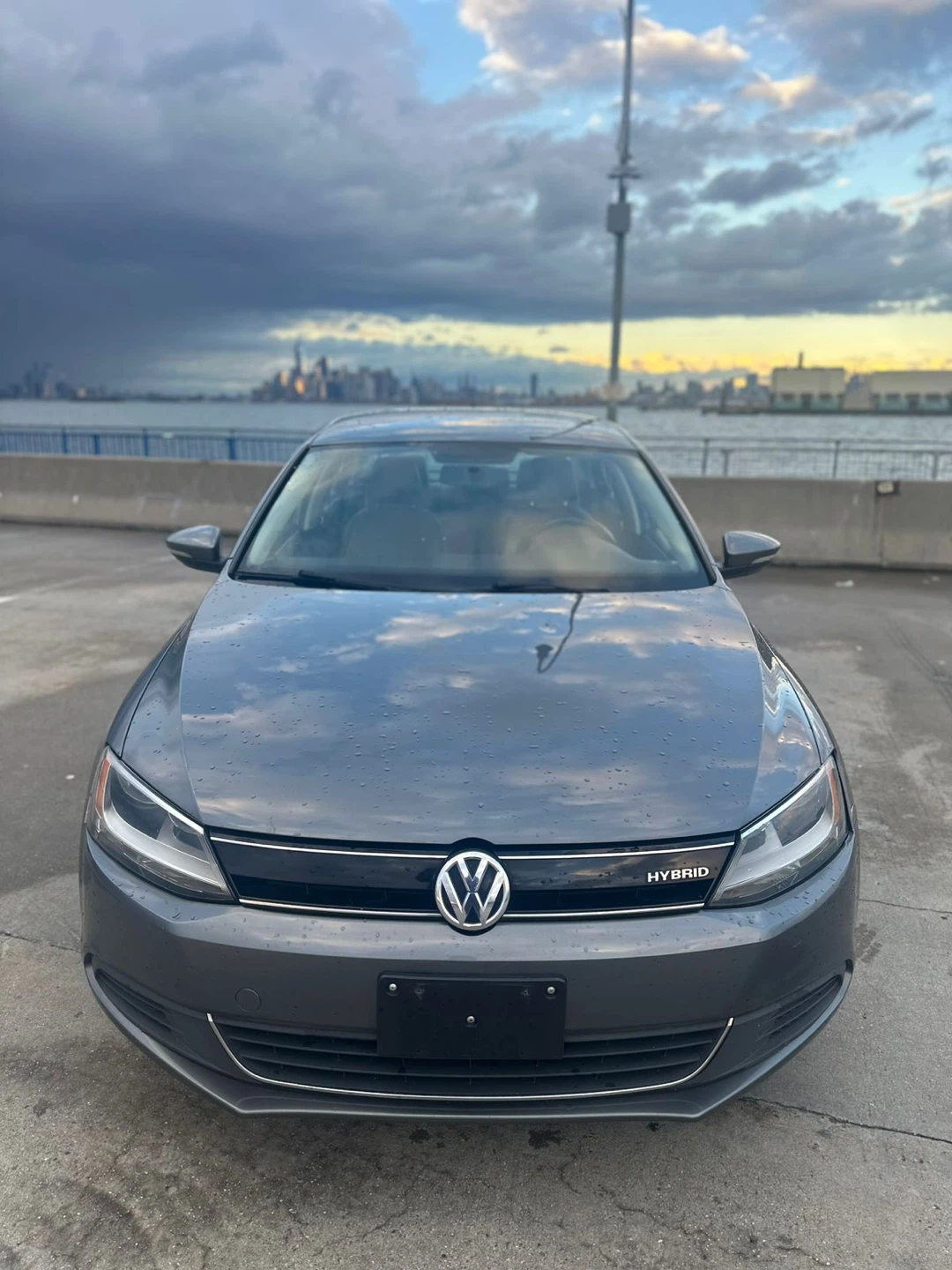 Volkswagen Jetta Hybrid Sedan