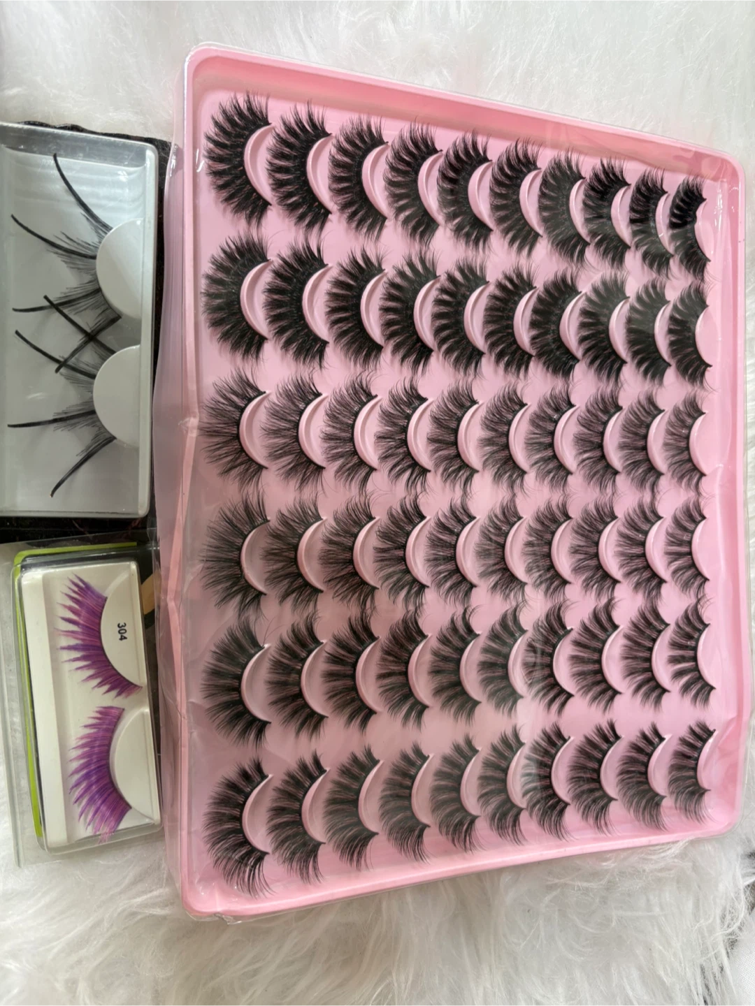 False Eyelash Lot 🧡