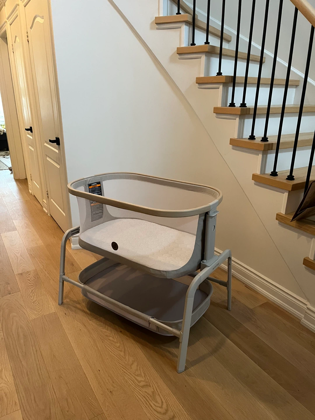 Maxi-Cosi Iora Bedside Bassinet