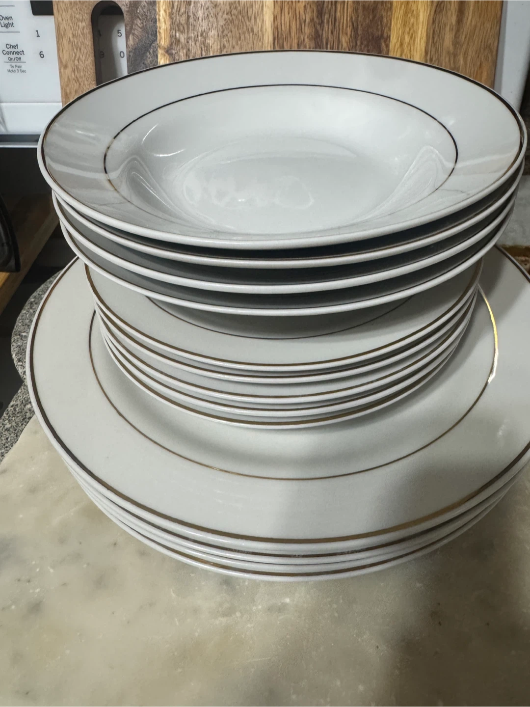 CELEBRATION White  Porcelain Plates with Gold Trim - photo 3