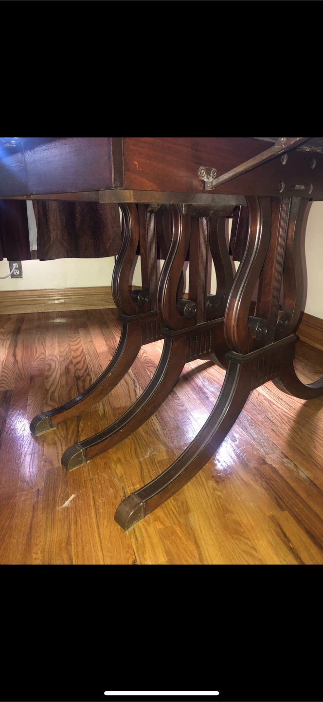 Duncan Phyfe lyre Antique table