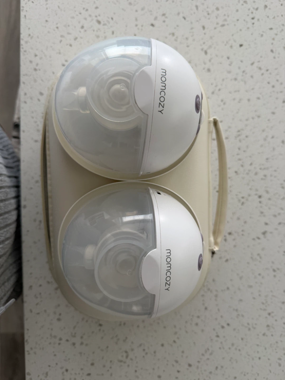 Momcozy M5 Double Electric Breast Pump - photo 2