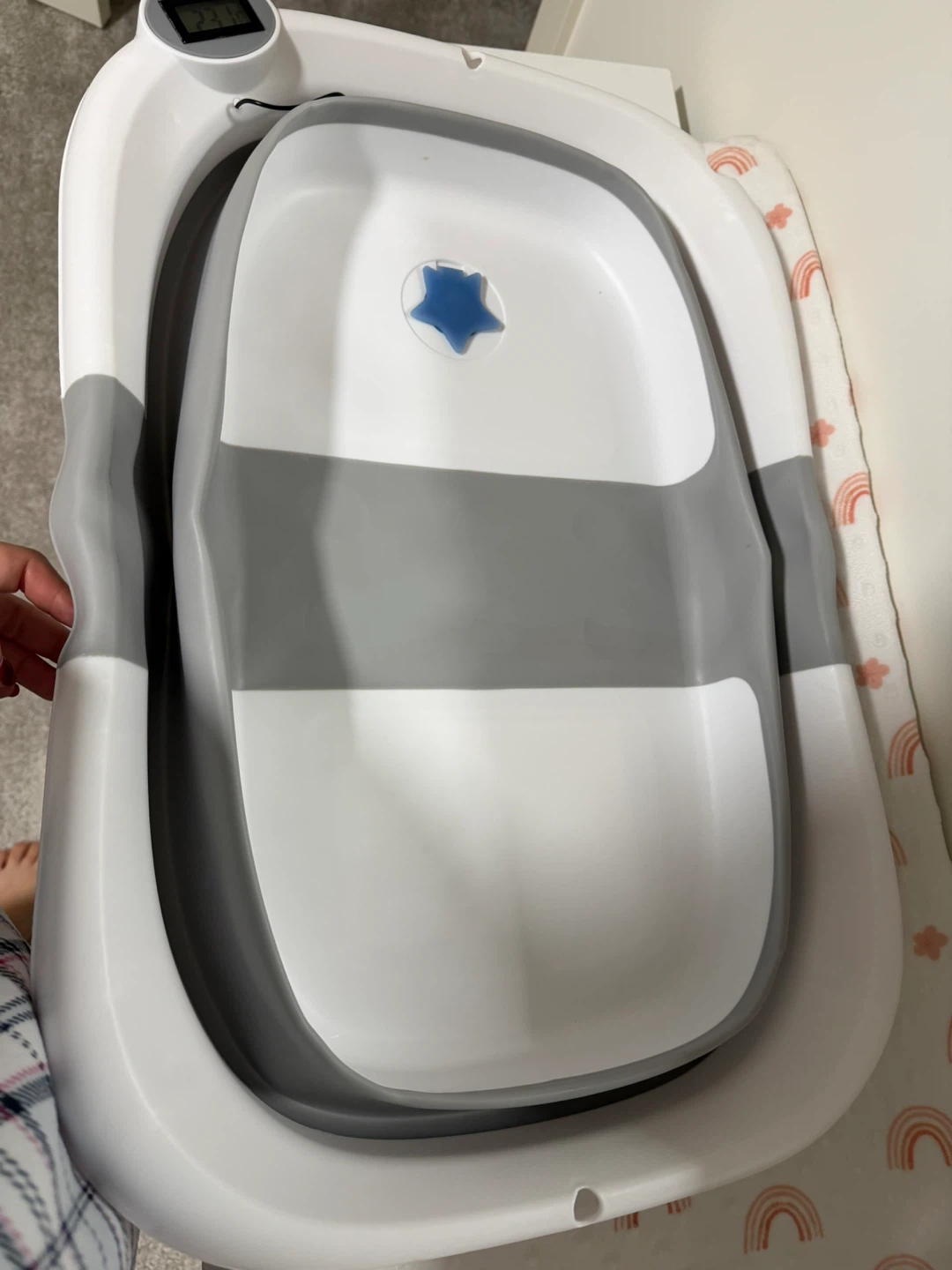 Tommee Tippee Foldable Baby Bathtub