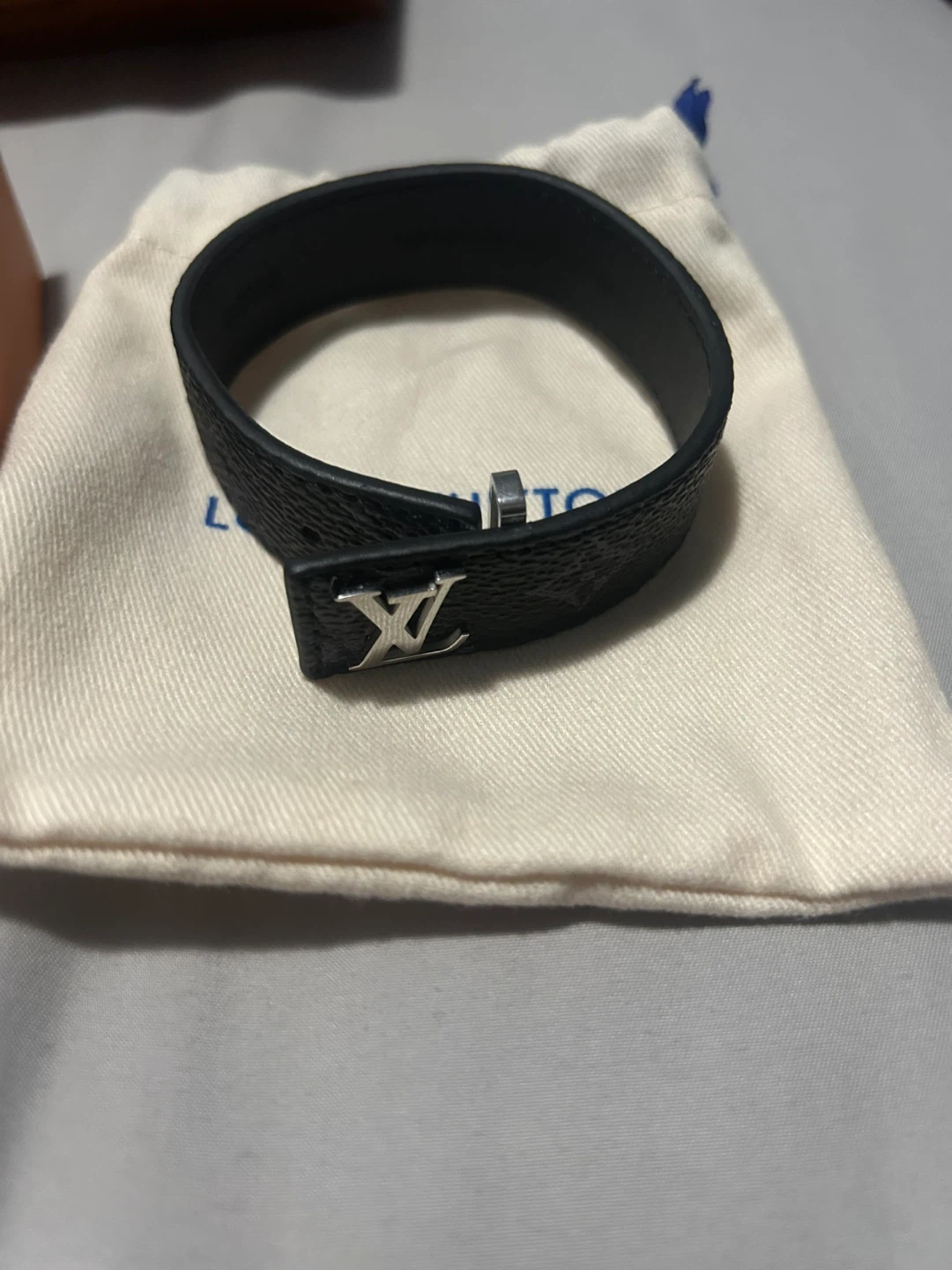 Louis Vuitton Monogram World Tour Bracelet - photo 4