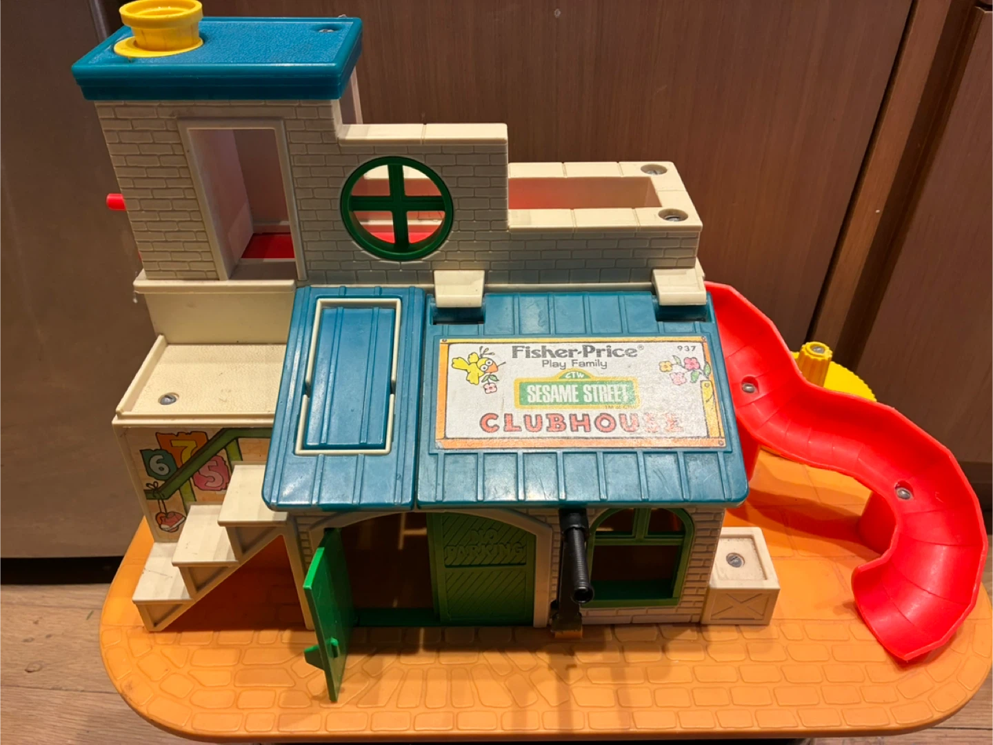 Fisher-Price Sesame Street Clubhouse - photo 3