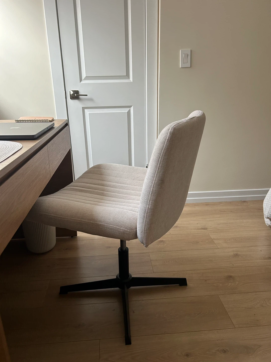 Beige Swivel Cross Legged Desk Chair - photo 2