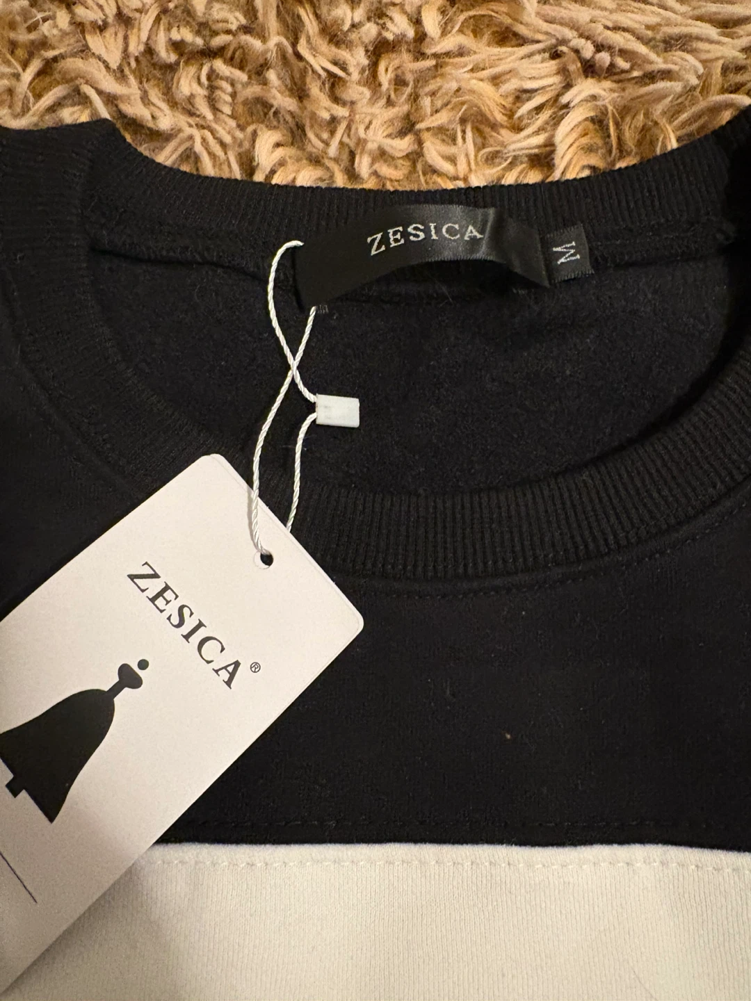 Zesica Striped Long Sleeve Top - Size M - photo 2
