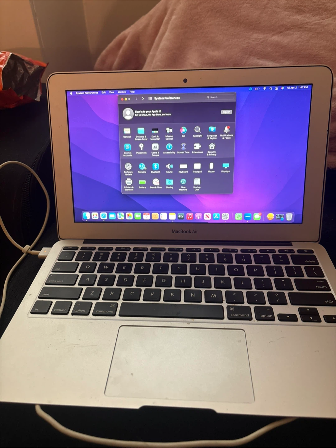 MacBook Air 11-inch (Early 2015)