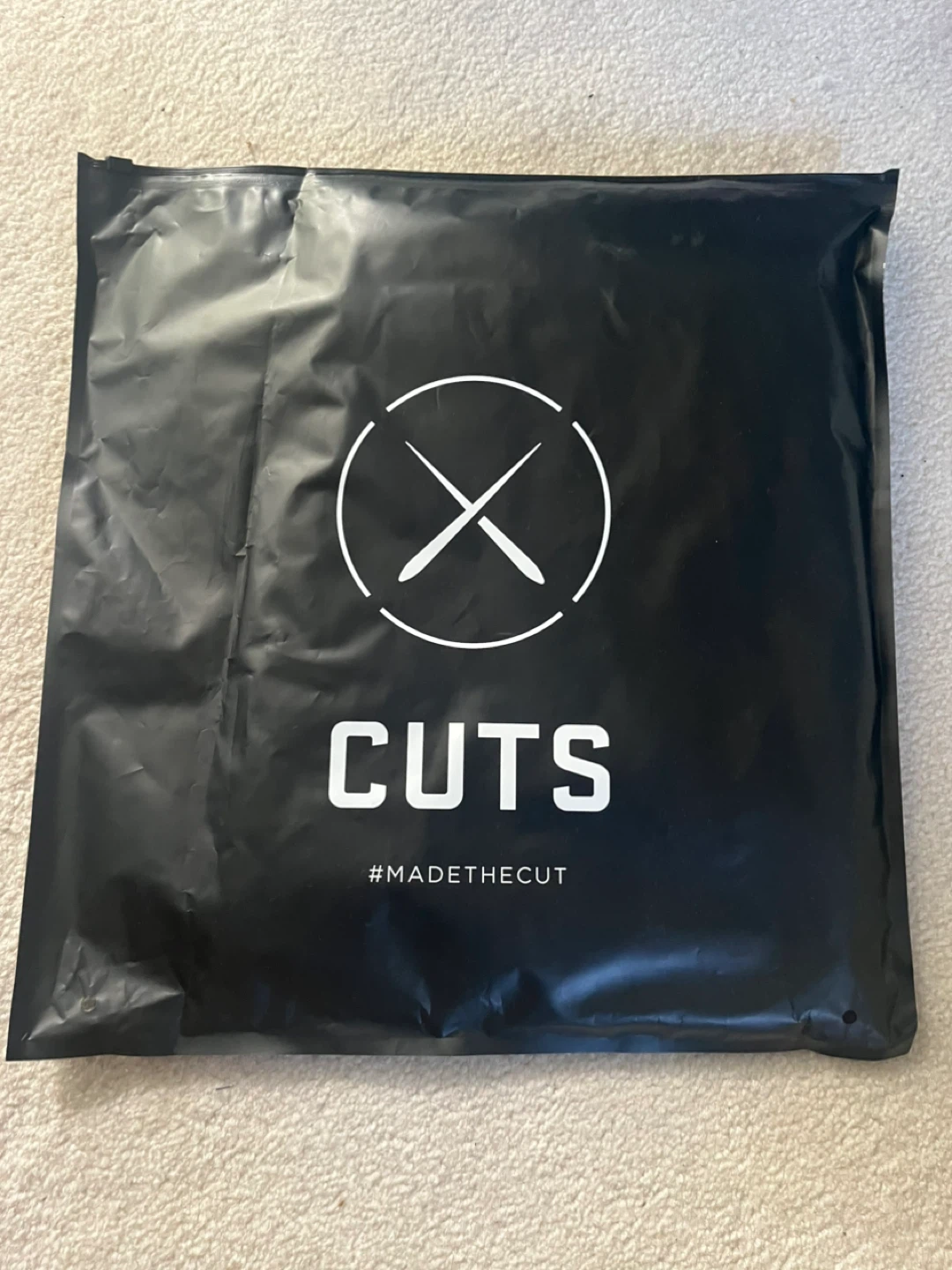 Cuts AO Jogger Black