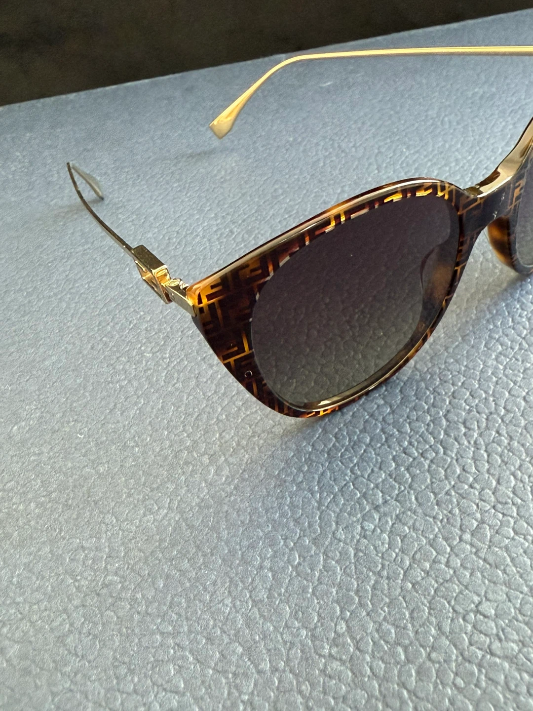 FENDI Brown Cat Eye Ladies Sunglasses Women - photo 4