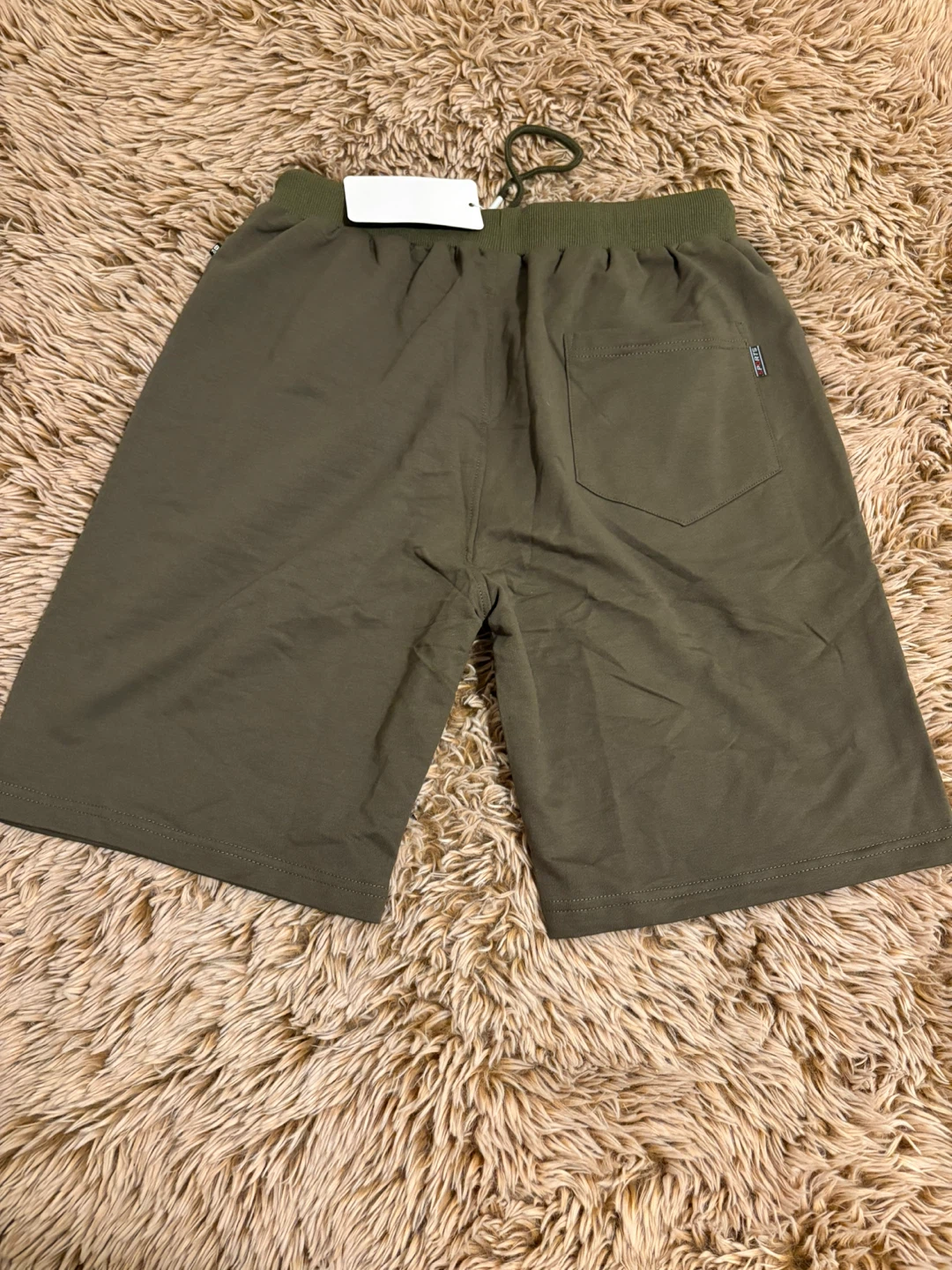 KUYIGO Olive Green Shorts - Size M - photo 5