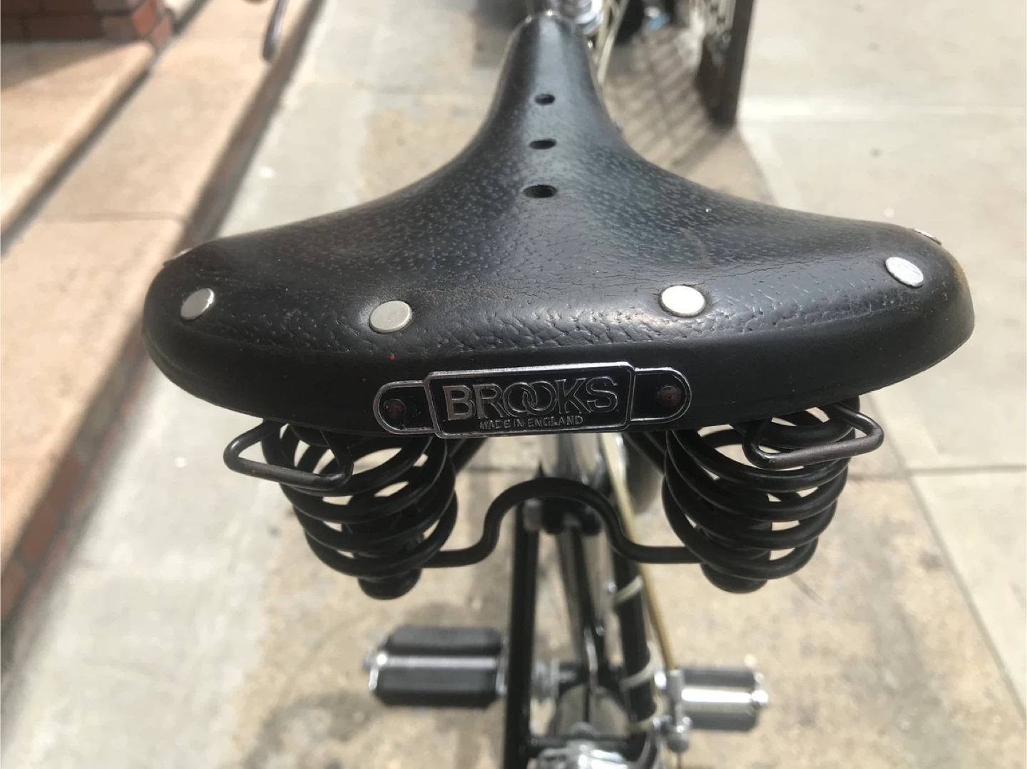 Raleigh Sports Vintage Bike, Brooks Saddle - photo 2