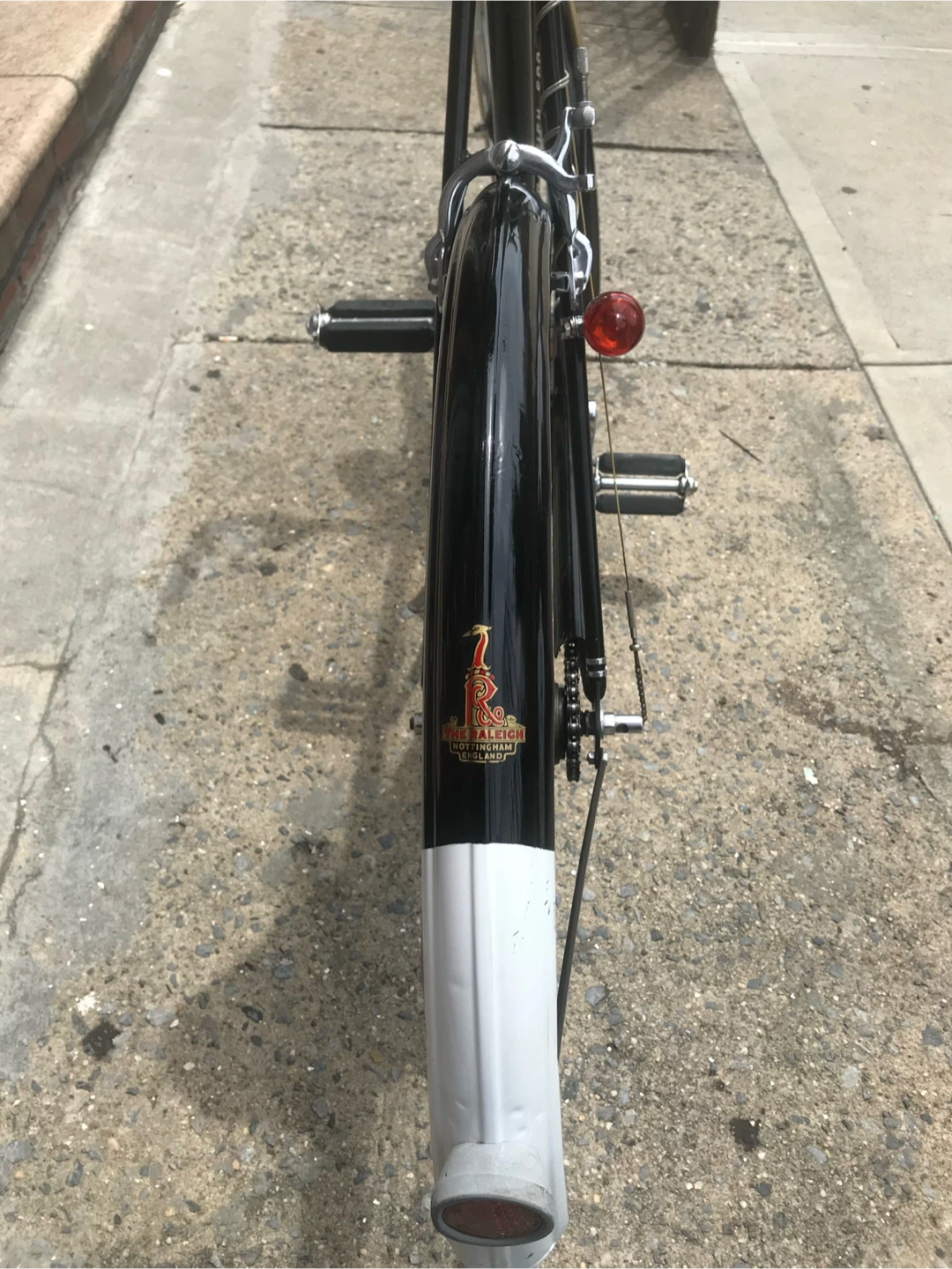 Raleigh Sports Vintage Bike, Brooks Saddle - photo 3