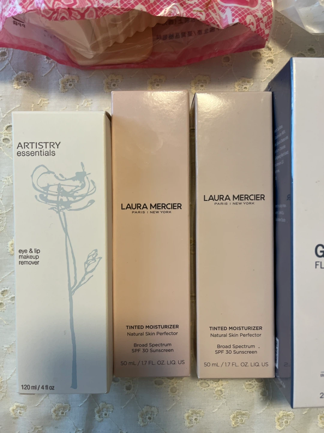 Mixed Beauty Products and hair  treatments bundles - photo 2