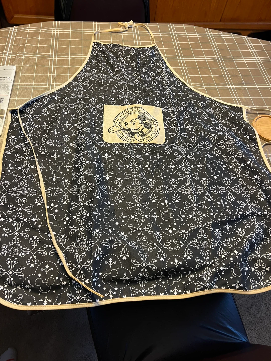 Authentic Disney Parks Mickey Mouse Apron