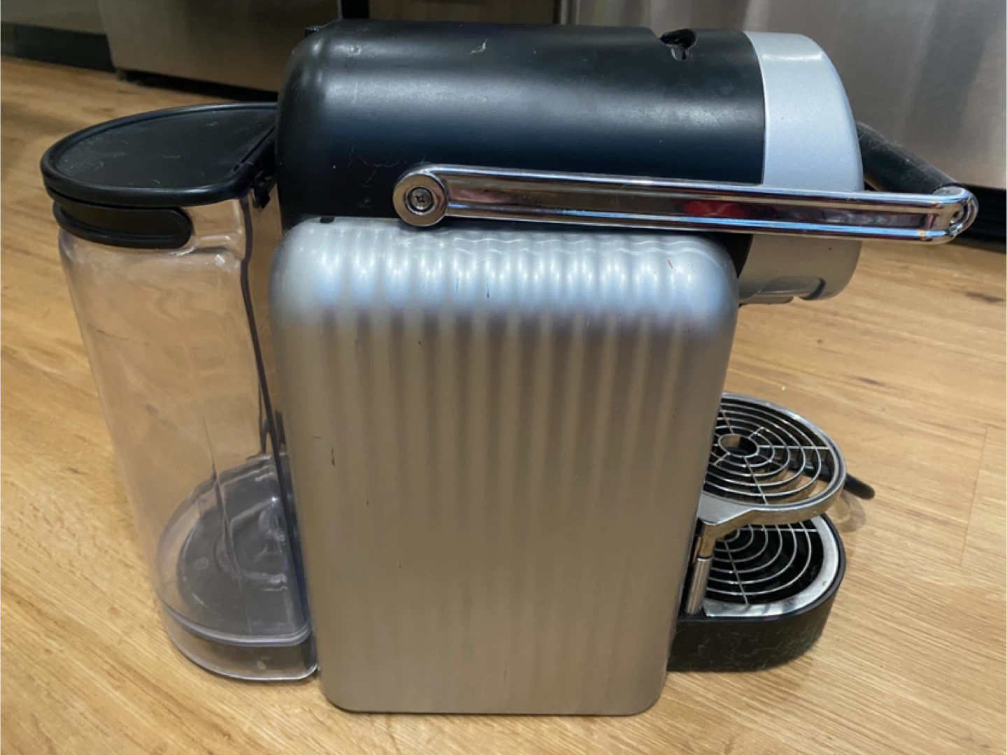 Free Nespresso machine and more!!! - photo 3