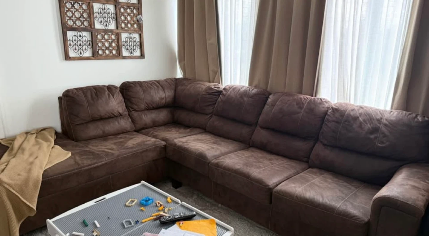 Ashley Sectional Sofa - photo 4