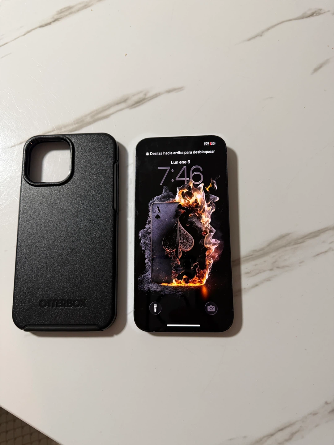 iPhone 13 Pro Max - photo 2