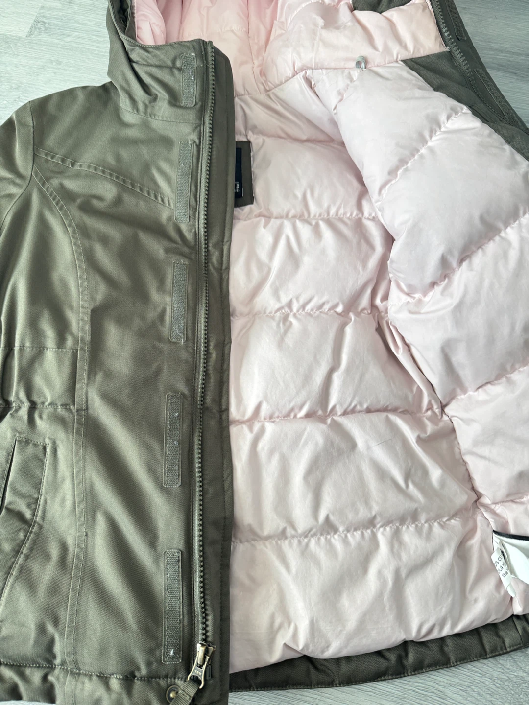 North face Girls winter jacket size S(7-8y) - photo 4