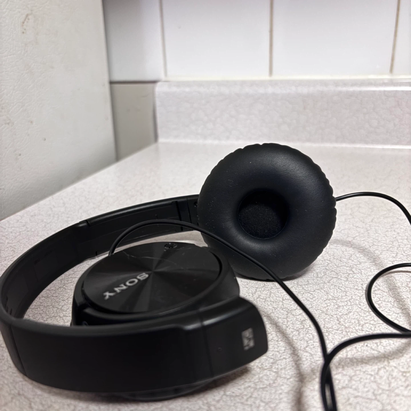 Sony ZX Series Wired On-Ear Headphones - Black - photo 2
