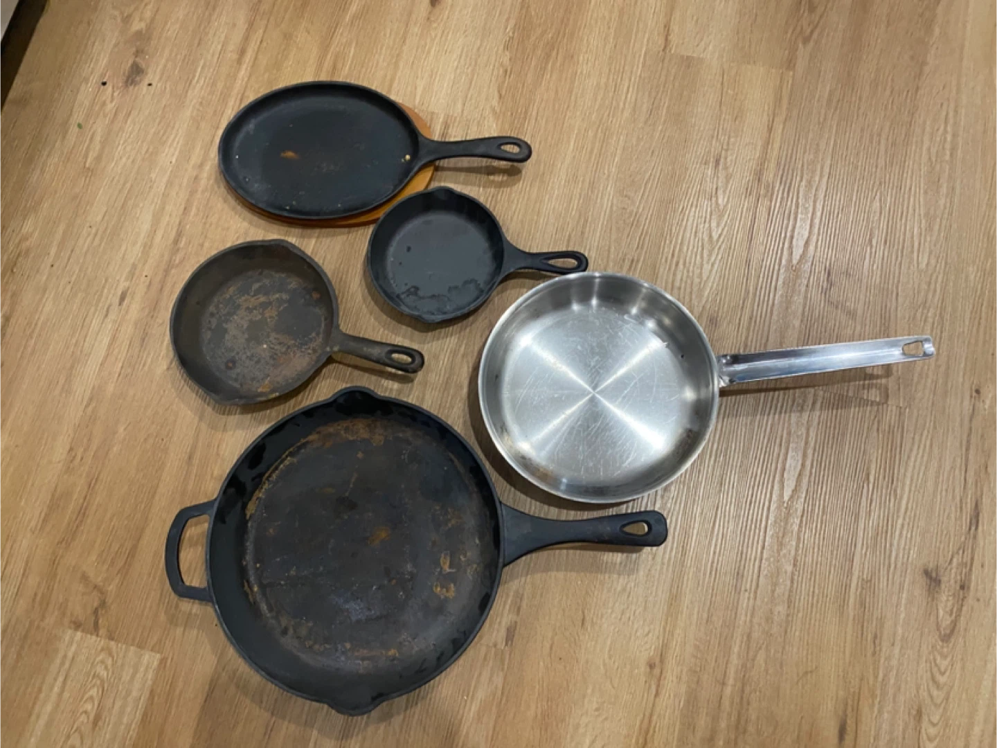 Free Set of Frying pans