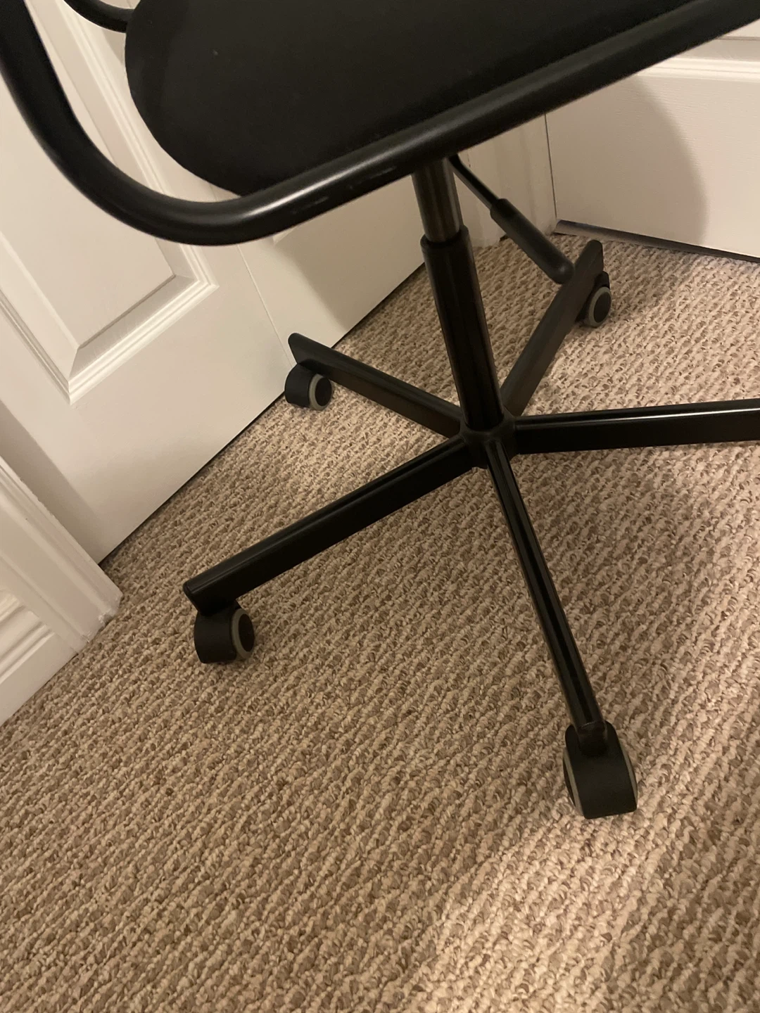Black Office Chair height adjustable - photo 3