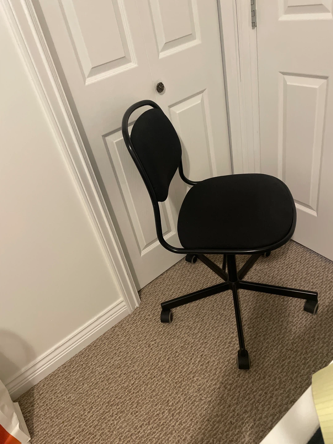 Black Office Chair height adjustable - photo 2