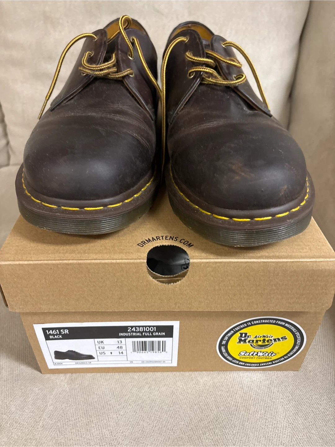 Dr. Martens brown Industrial Full Grain US 14