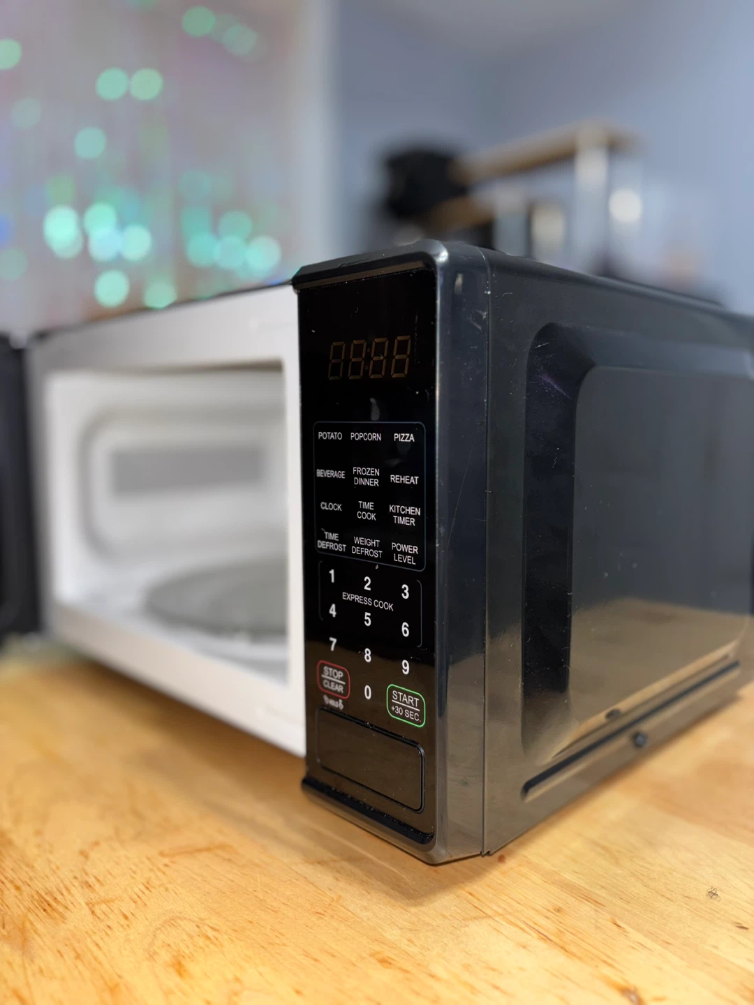 Mainstays Black Microwave Oven - photo 3