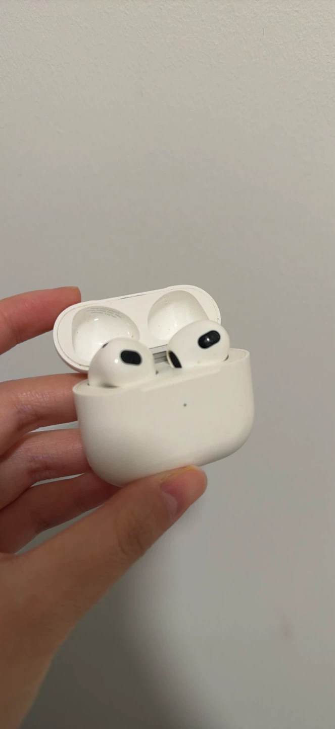 Apple AirPods 3rd Generation