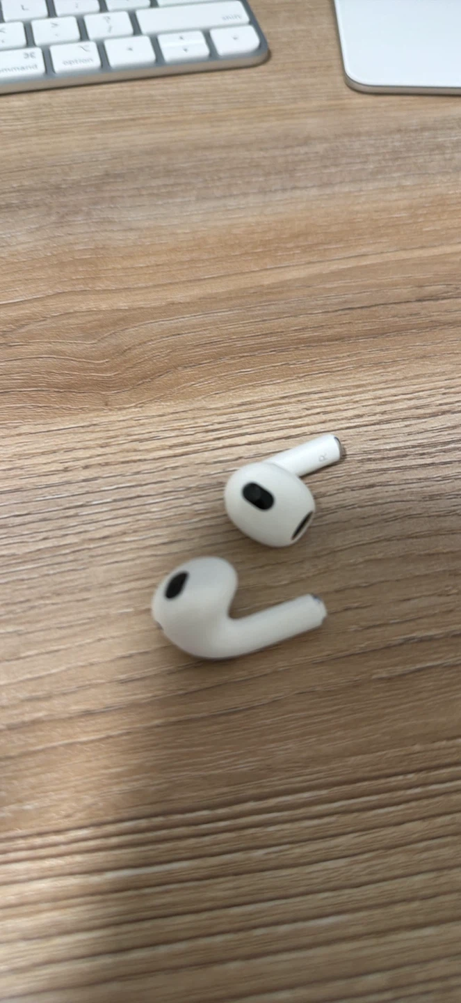 Apple AirPods 3rd Generation - photo 2