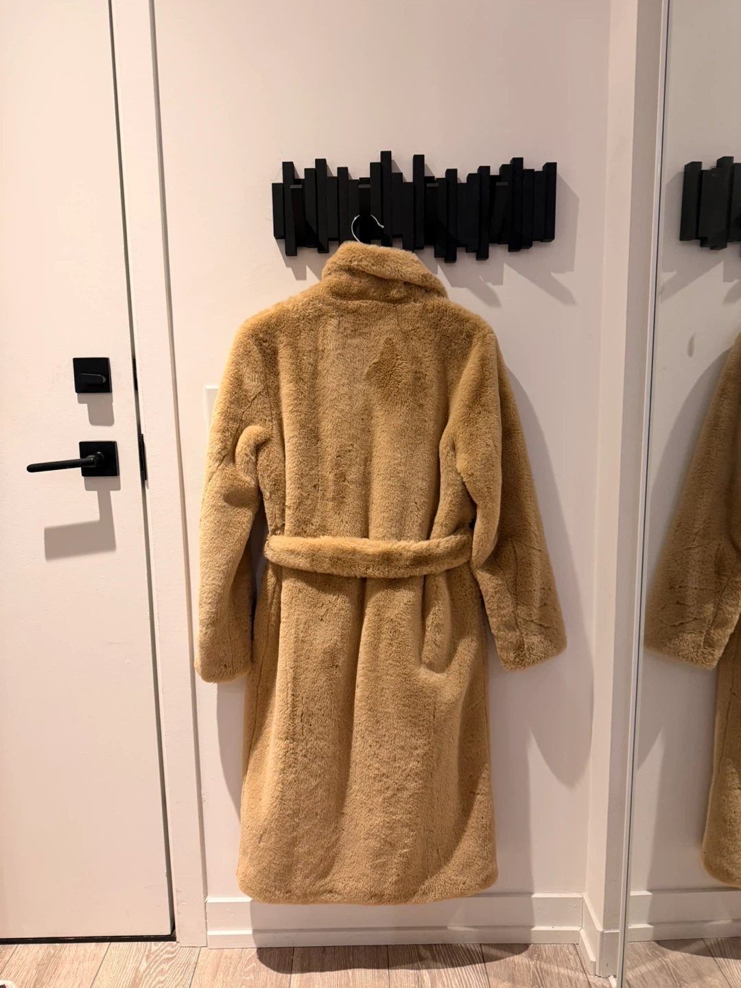 Sandro Paris Faux Fur Coat - photo 2