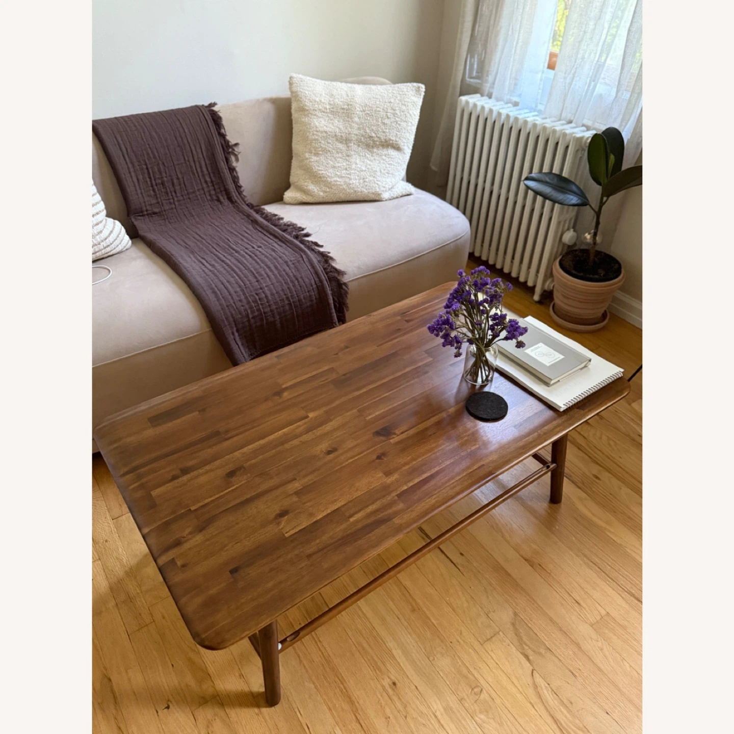 EQ3 Kacia Coffee table