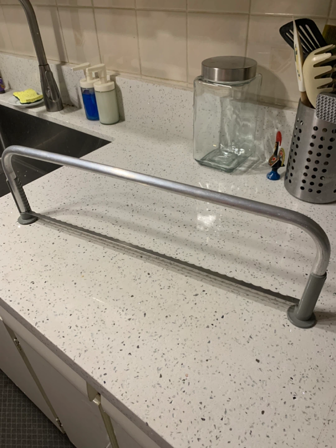 Cake leveler/cake cuter