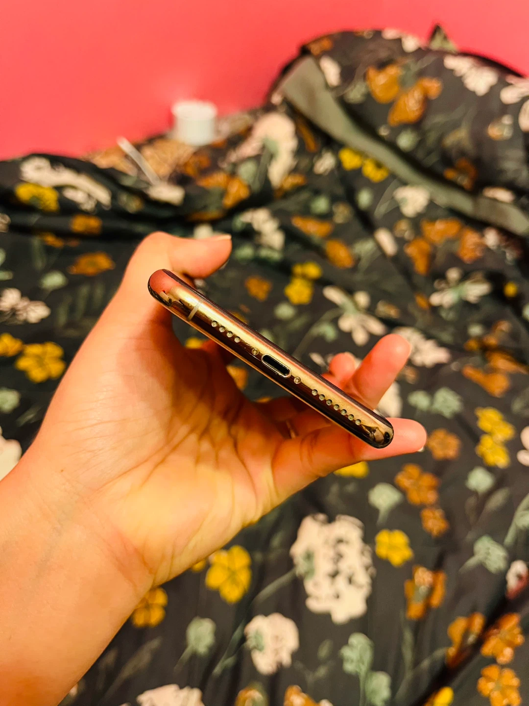Apple iPhone 11 Pro Max Gold - photo 2